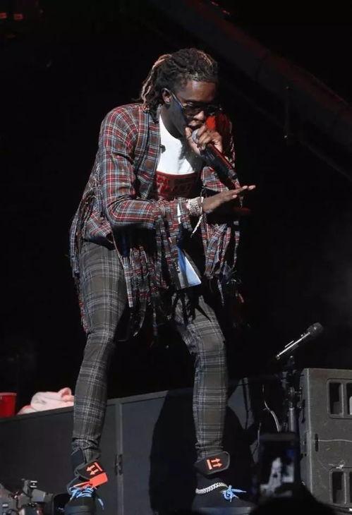 幻影明星上脚,上脚演绎时尚潮流新篇章