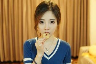 诸葛双双吃瓜女孩,揭秘吃瓜女孩的智慧与魅力