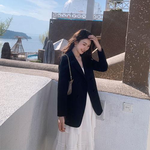 春秋款小西装网红搭配,网红春秋款小西装搭配指南