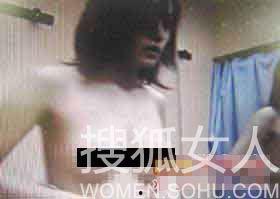 明星裸露偷拍,明星裸露瞬间引发社会热议