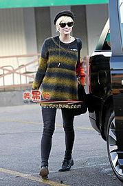 欧美明星毛衣,时尚保暖两不误