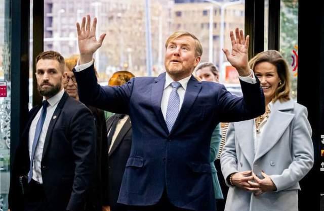 荷兰国王吃瓜,一场意外的王室趣味秀