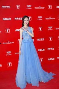 明星借的礼服,明星红毯秀礼服借阅大揭秘